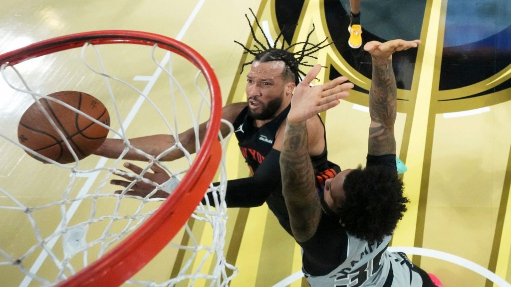 Knicks vs Spurs: New York wins NBA Cup final after rallying to beat San Antonio 124-113 Knicks vs Spurs: New York wins NBA Cup final after rallying to beat San Antonio 124-113