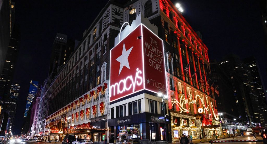 Macy’s stabbing suspect sought to kill at random after psychiatric discharge, DA says