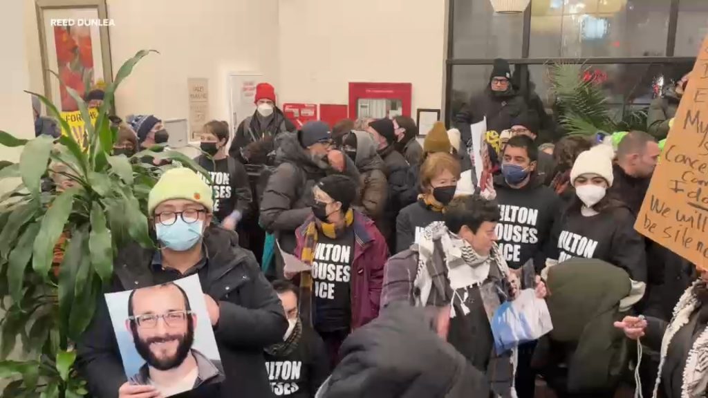 Anti-ICE protest breaks out at Hilton Garden Inn Hotel in Tribeca; at least 40 people arrested, sources say Anti-ICE protest breaks out at Hilton Garden Inn Hotel in Tribeca; at least 40 people arrested, sources say