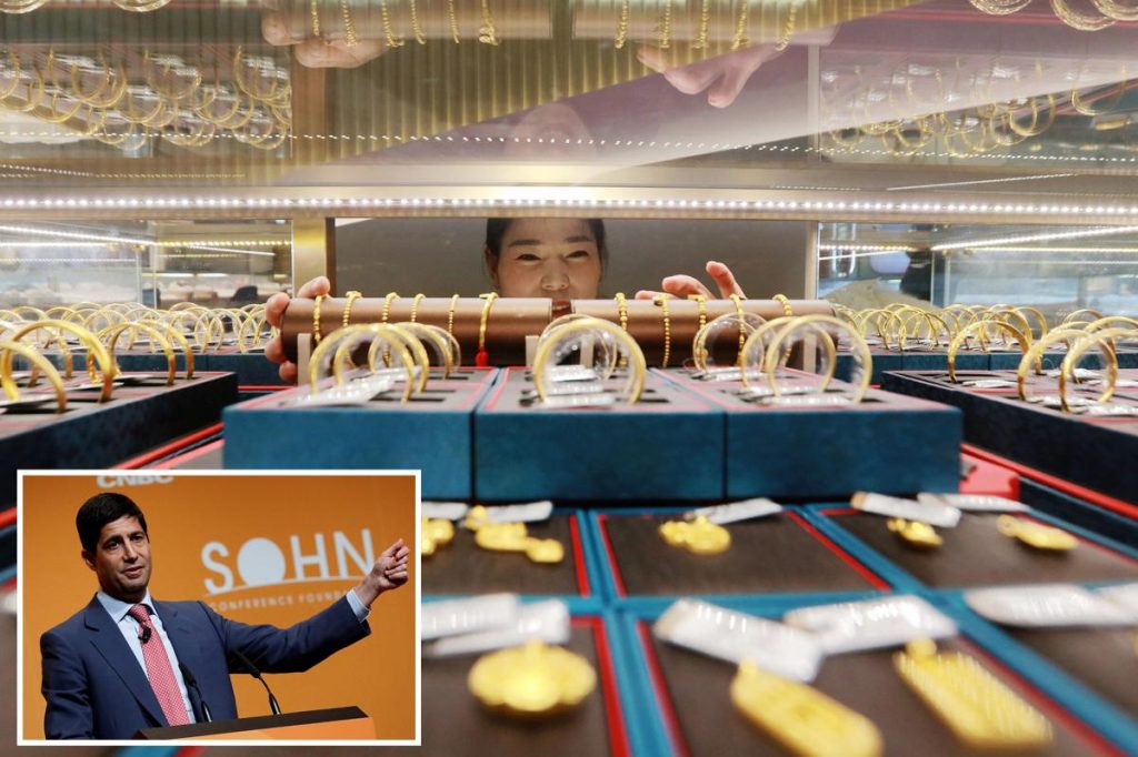 Gold, silver plunge after news Trump will nominate Kevin Warsh as Fed chair