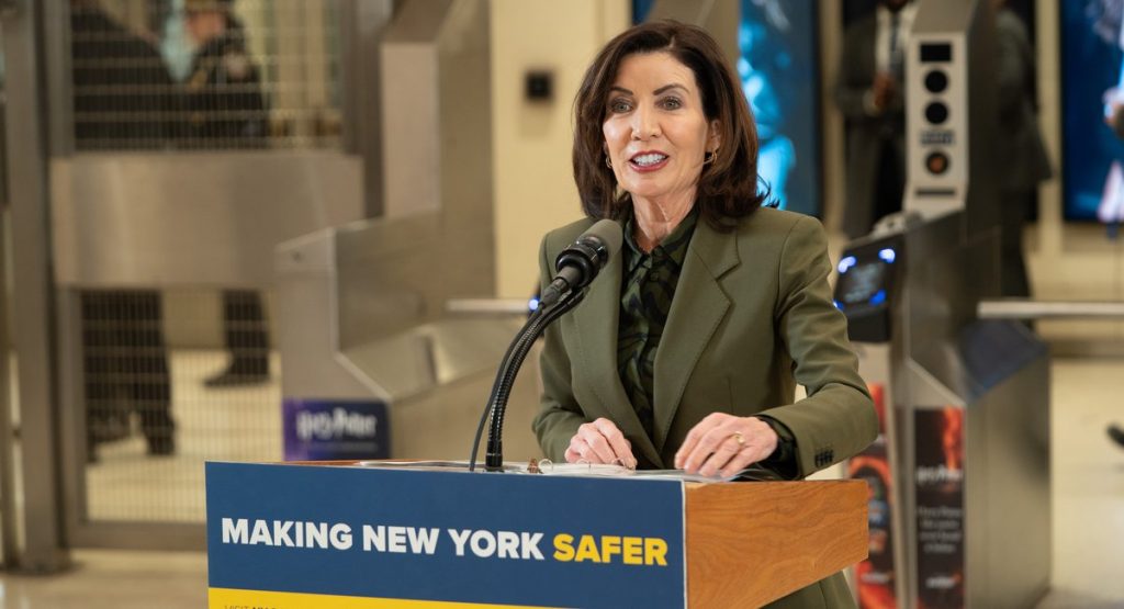 Hochul punts on reform of youth criminal justice law, dodging fight with fellow Democrats Hochul punts on reform of youth criminal justice law, dodging fight with fellow Democrats
