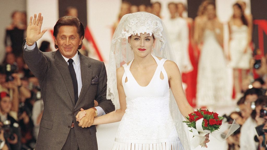 Italian fashion designer Valentino Garavani dead at 93