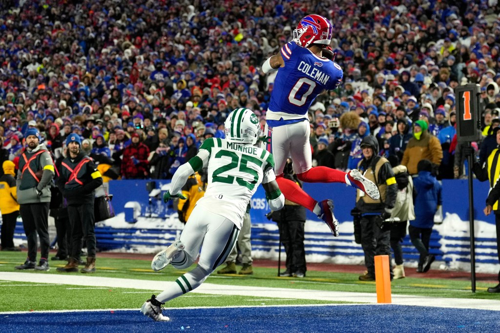 Jets drop season finale in 35-8 drubbing from Bills’ backups Jets drop season finale in 35-8 drubbing from Bills' backups