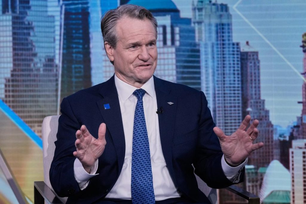 More top Wall Street bankers blast Trump's proposal to cap interest on credit card payments