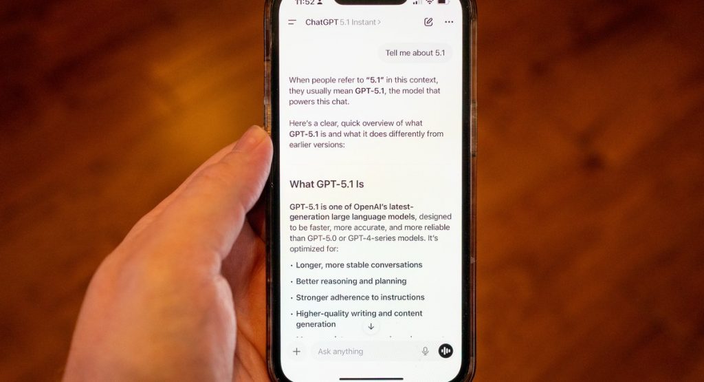NYC teachers, seeing spike in students cheating, anxiously await AI policy