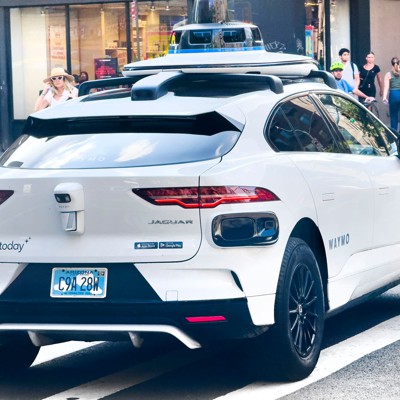 Poll: New Yorkers not that interested in hailing a robotaxi Poll: New Yorkers not that interested in hailing a robotaxi