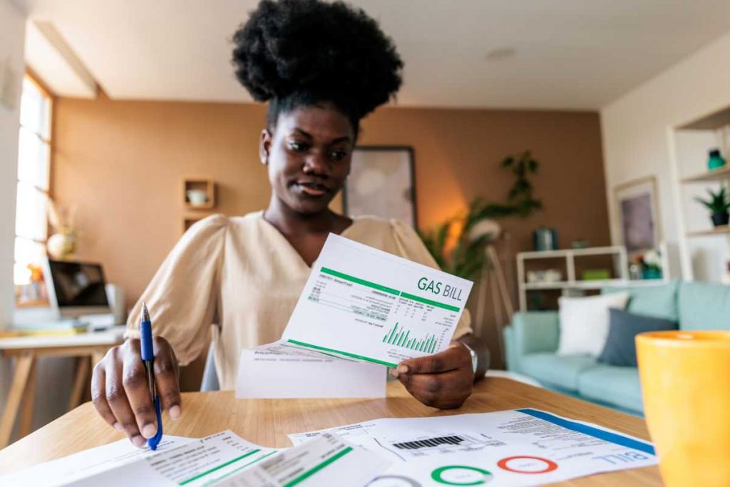 Financial Wellness and Mental Health: Tips on Managing Money Stress Financial Wellness and Mental Health: Tips on Managing Money Stress