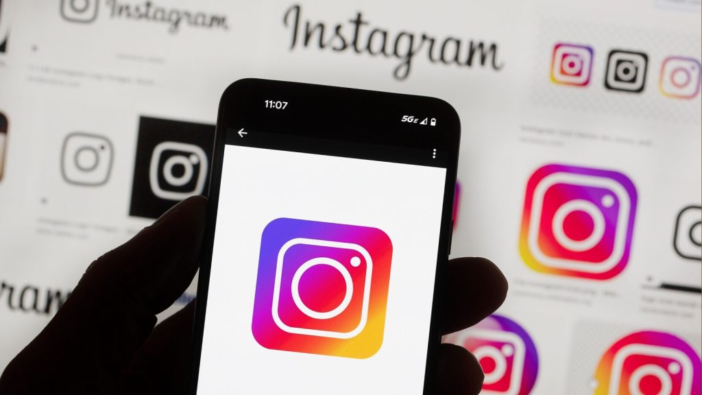 Instagram says it will notify parents if teens 'repeatedly' search for terms related to suicide