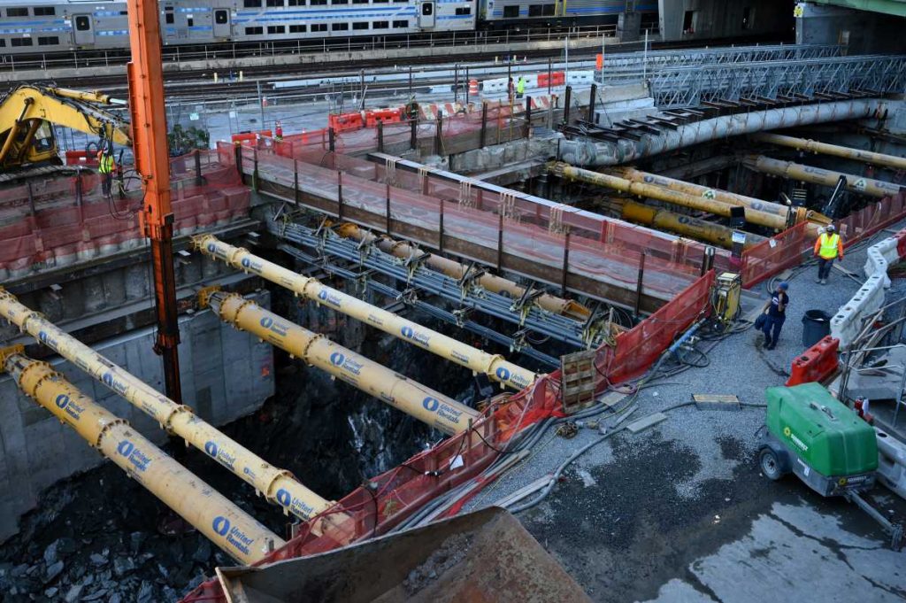 Judge rules feds must temporarily resume funding for Gateway tunnel rail project