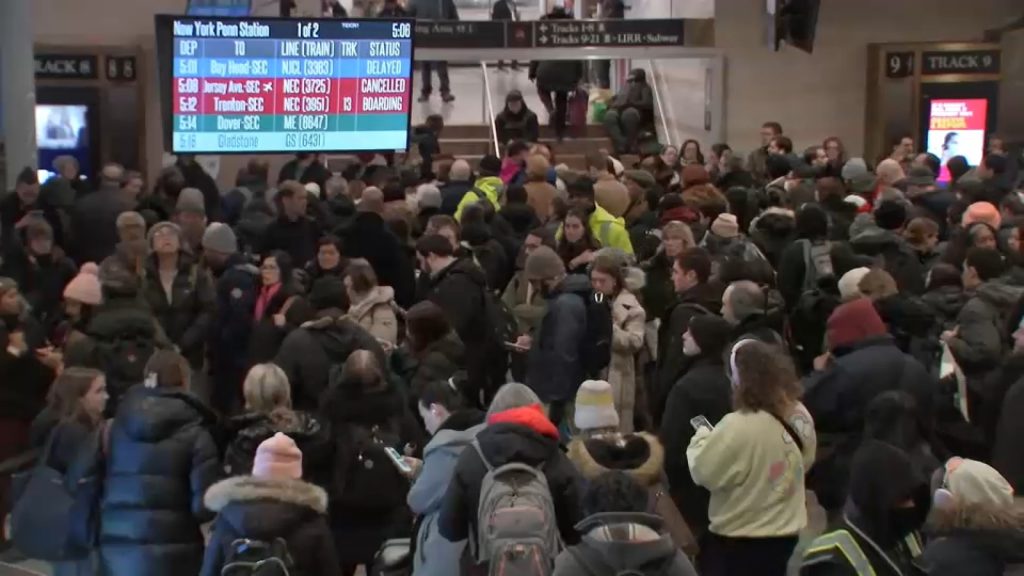 NJ Transit says normal weekday commute expected for Tuesday after Monday chaos due to overhead wire issues NJ Transit says normal weekday commute expected for Tuesday after Monday chaos due to overhead wire issues
