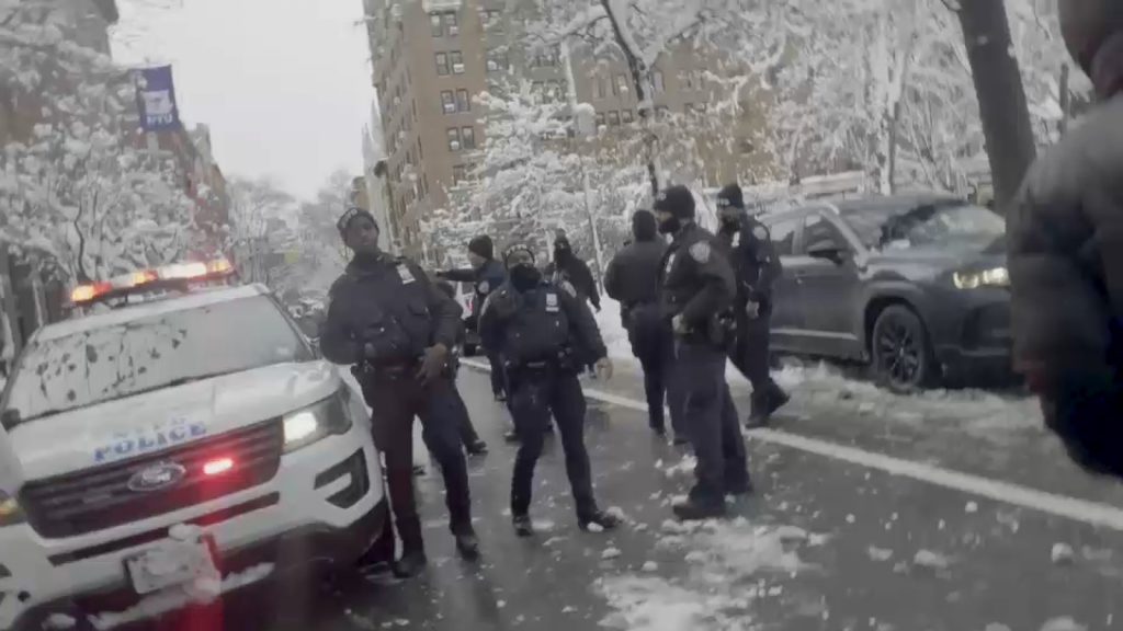 NYC Mayor Mamdani responds after multiple NYPD officers hit with snowballs, injured in Washington Square Park in Manhattan