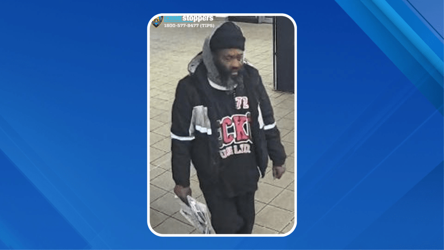 NYC subway rider whacked with milk crate across the face: NYPD NYC subway rider whacked with milk crate across the face: NYPD