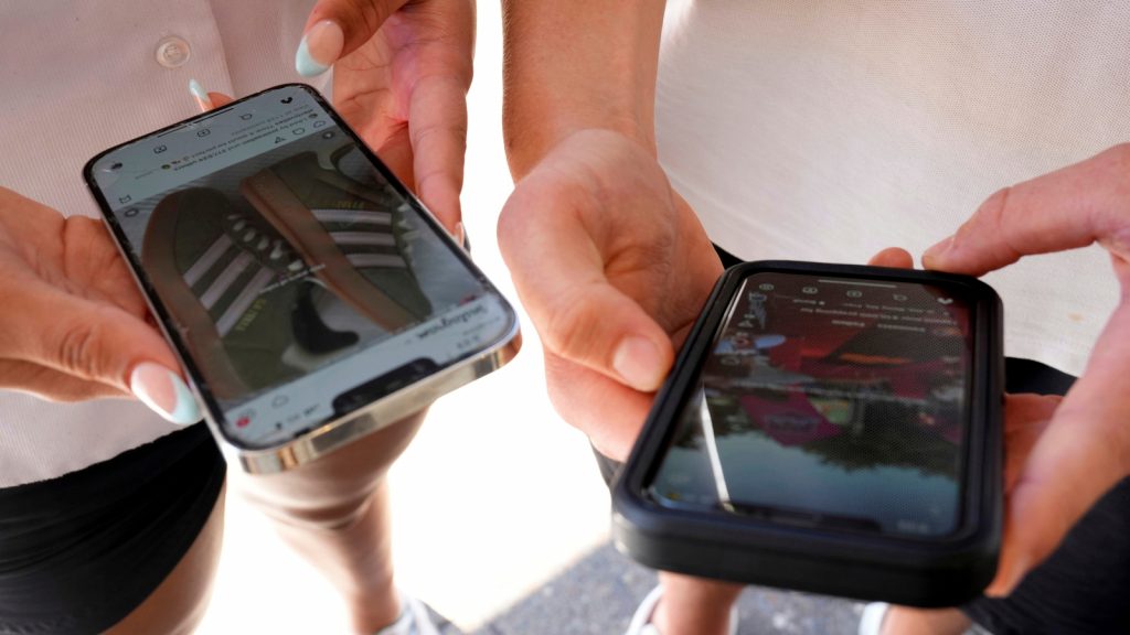 Social media 'addicting the brains of children,' plaintiff's lawyer argues in landmark trial