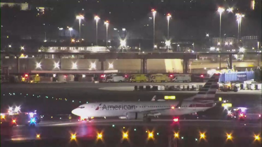 American Airlines plane makes emergency landing at Newark Airport after blown front tire