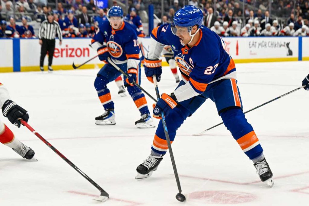 Anders Lee lifts Islanders to 5th straight win at the death in thriller over Panthers