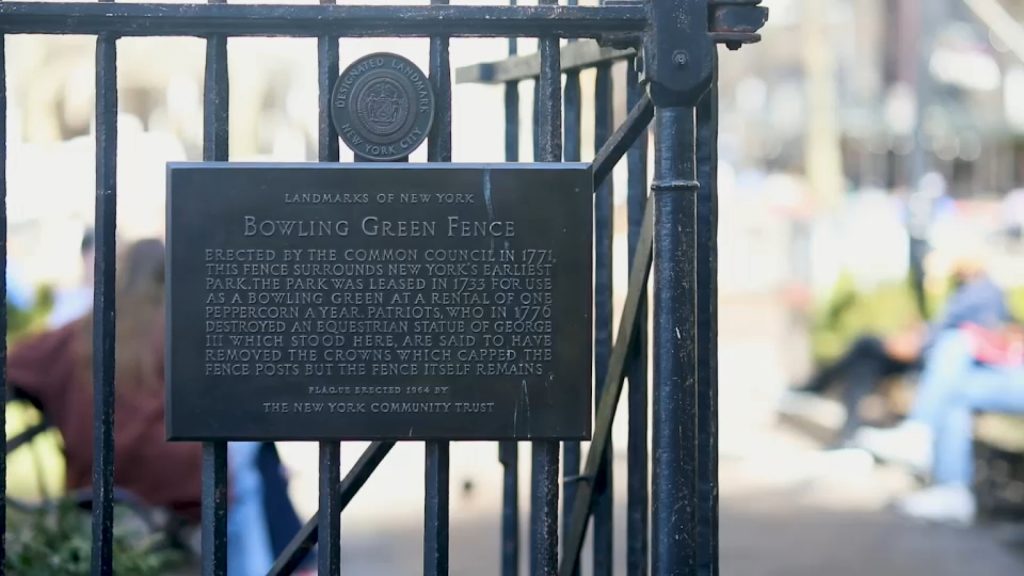 Bowling Green fence in New York holds the history of a revolution ignited in NYC | Celebrating America Bowling Green fence in New York holds the history of a revolution ignited in NYC | Celebrating America