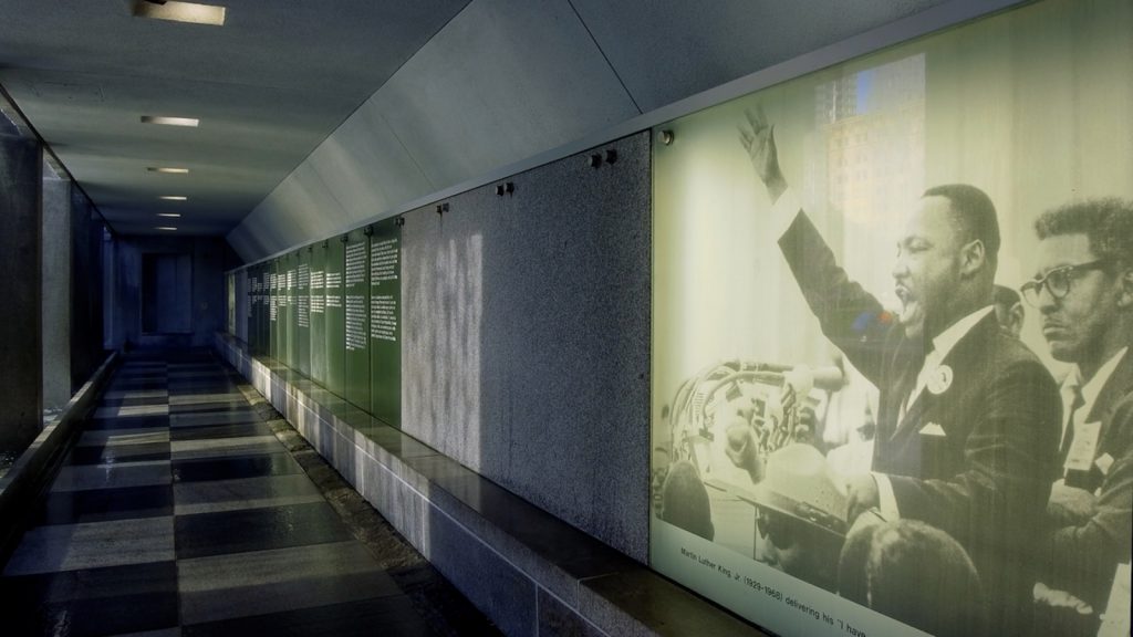 Cascades of Freedom flow at San Francisco’ Martin Luther King Jr. memorial Cascades of Freedom flow at San Francisco' Martin Luther King Jr. memorial