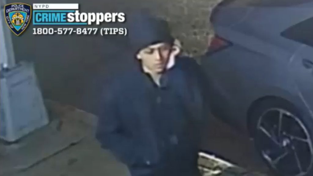 East Elmhurst stabbing: Arrest made in random stabbing attack of mother of 3 at Queens bus stop East Elmhurst stabbing: Arrest made in random stabbing attack of mother of 3 at Queens bus stop