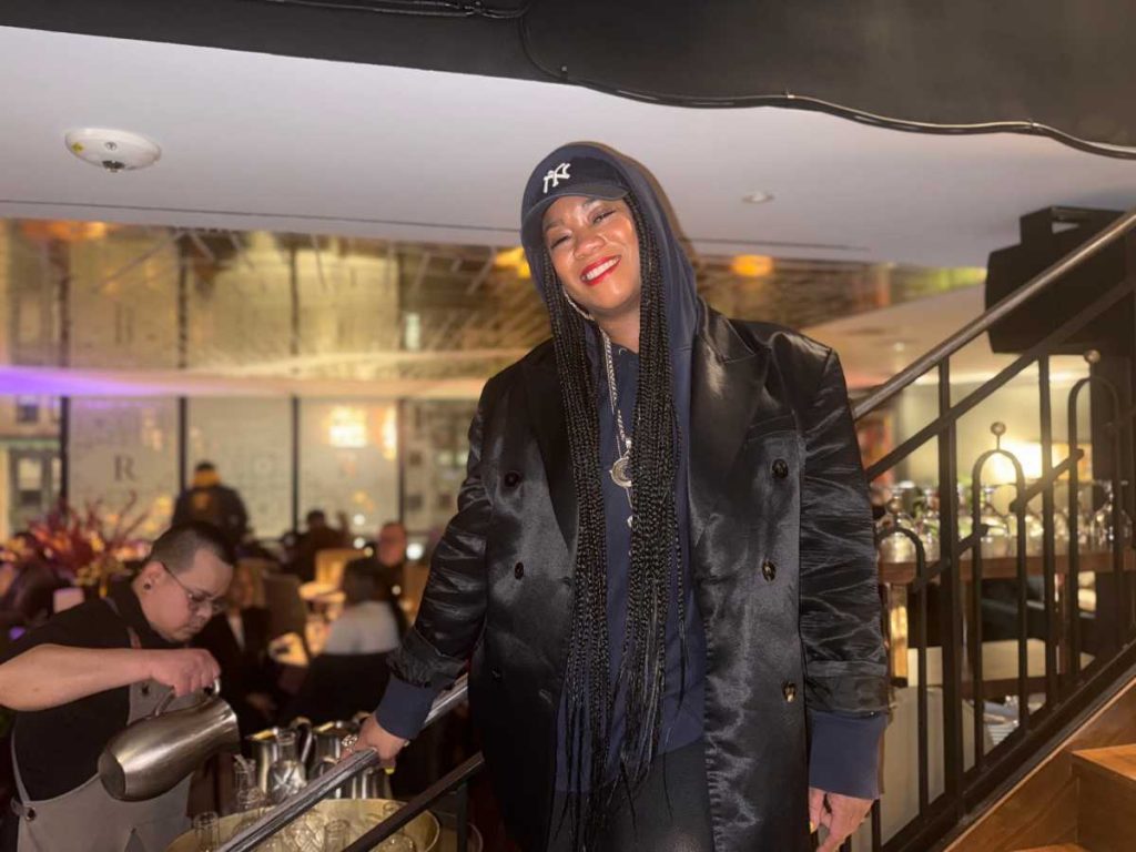 GLRYA at the Victoria: a Friday night, a family affair