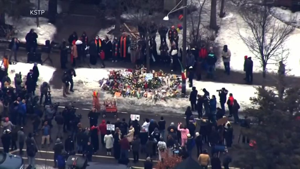 Minnesota sues Trump administration over fed shootings, including deaths of Alex Pretti and Renee Good