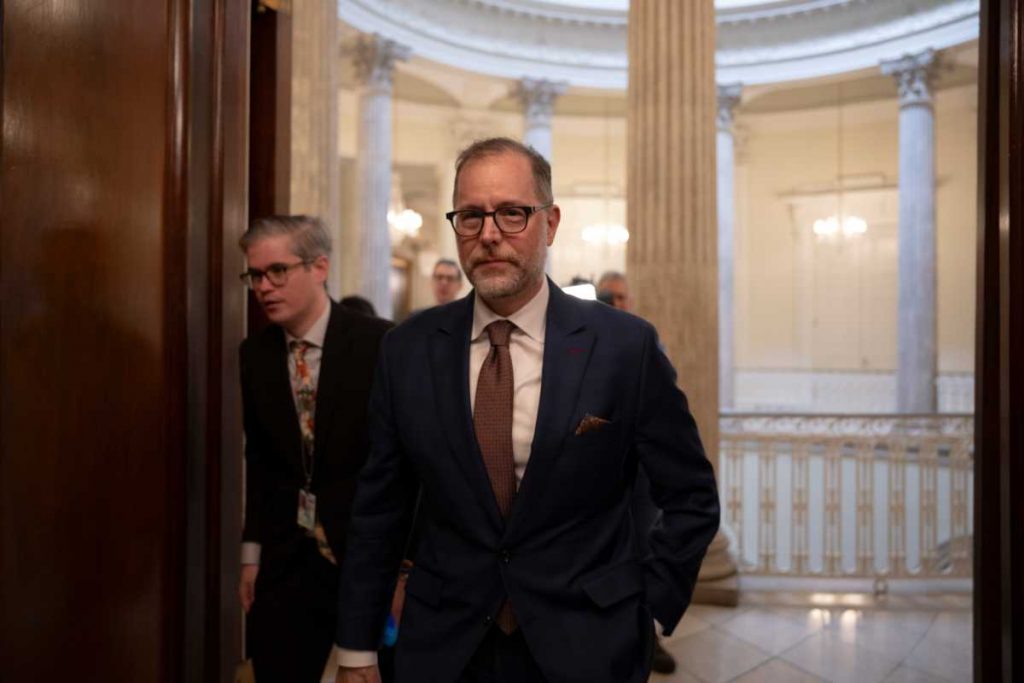 NYC BUDGET: Comptroller Levine warns Council of $7.3B fiscal hole as Moody’s downgrades fiscal forecast