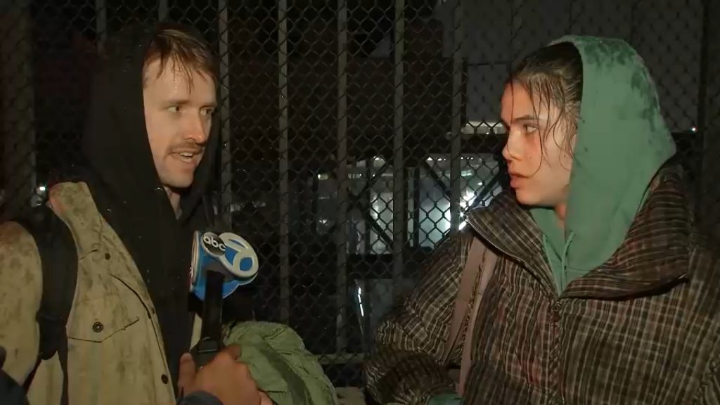 Passengers on board flight involved in deadly LaGuardia crash speak out about their experience Passengers on board flight involved in deadly LaGuardia crash speak out about their experience