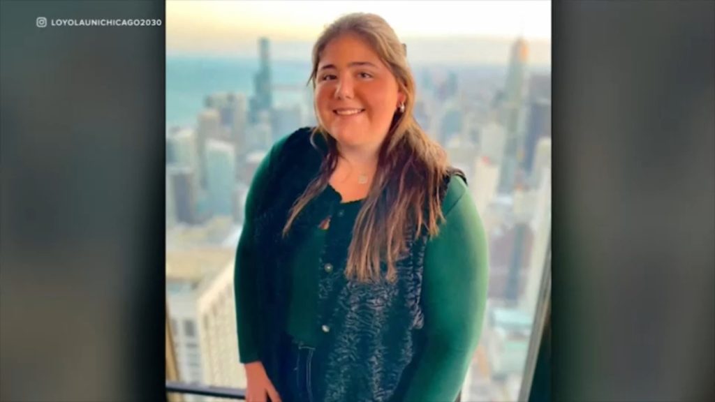 'That Joy Is Gone:' Family of college student killed in Chicago speaks out at vigil in Yorktown