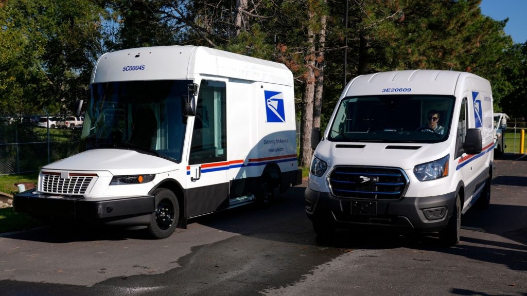 USPS seeks a temporary 8% charge on Priority Mail and other products to offset transportation costs USPS seeks a temporary 8% charge on Priority Mail and other products to offset transportation costs