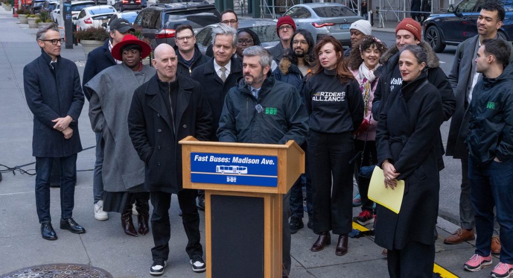 Under oath, Mayor Mamdani's DOT chief declines to commit to bus and bike lane mandates