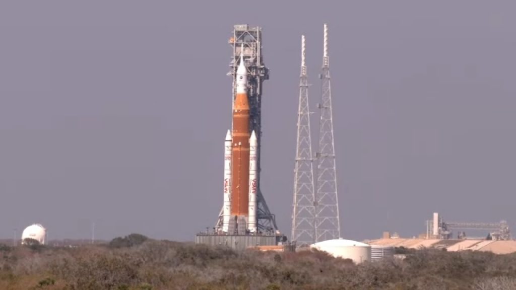 What is the difference between the Artemis II and Apollo 8 moon mission ahead of Wednesday launch What is the difference between the Artemis II and Apollo 8 moon mission ahead of Wednesday launch