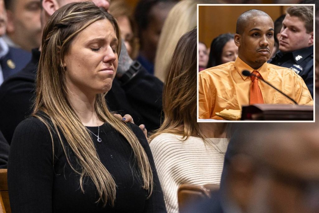 Widow of NYPD hero cop Jonathan Diller breaks down as accused cop killer's murder trial begins