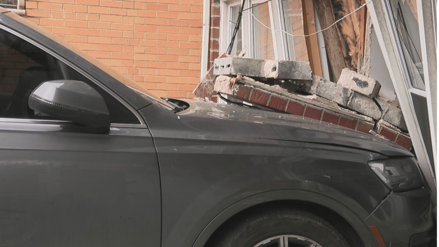 Brooklyn building evacuated after SUV slams into apartment Brooklyn building evacuated after SUV slams into apartment