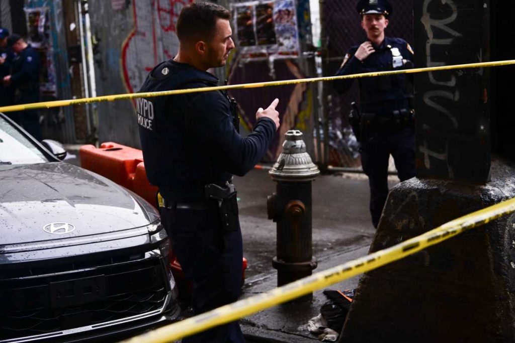 Brooklyn double shooting: Gunman charged for allegedly killing one man, leaving another fighting for his life in Easter gunfire Brooklyn double shooting: Gunman charged for allegedly killing one man, leaving another fighting for his life in Easter gunfire