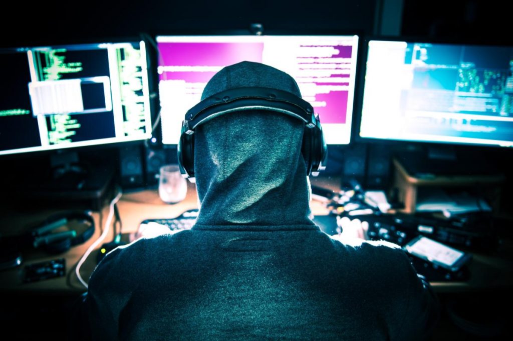 Hackers run amok, but fewer corporate victims are paying up as ‘dealmakers’ strive to outwit criminals: report Hackers run amok, but fewer corporate victims are paying up as 'dealmakers' strive to outwit criminals: report