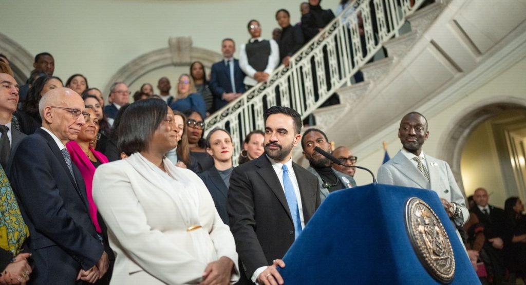 Mamdani’s new mental health plan hinges on troubled de Blasio initiative Mamdani's new mental health plan hinges on troubled de Blasio initiative