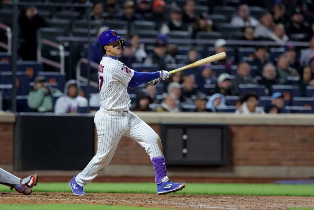 Mets finally win, snap 12-game skid on Mark Vientos’ late single