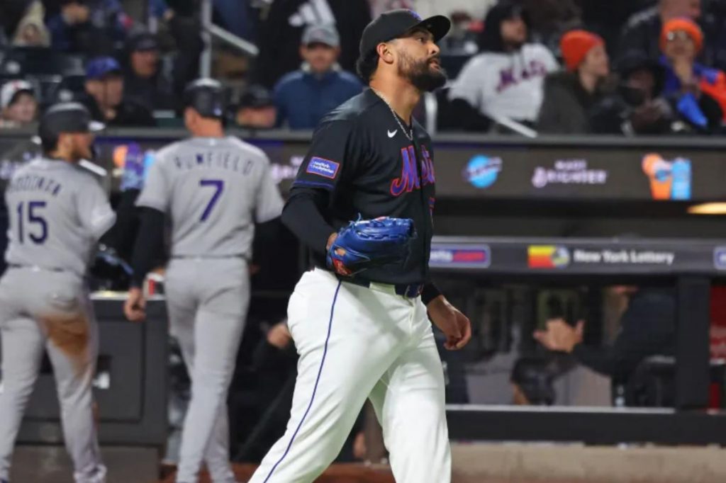 Mets get reality check from Rockies as win streak comes to a close