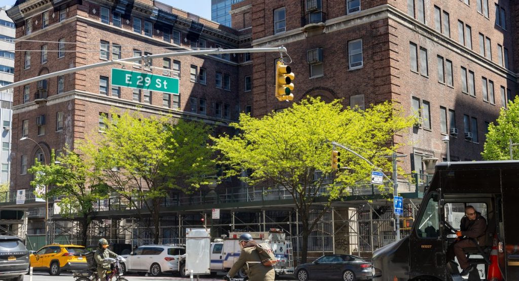 NYC pauses relocation of homeless men's intake center after East Village residents sue