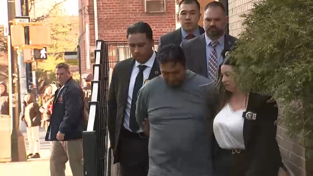 Queens deadly fire: Man due in court after allegedly setting fire that killed 4, including 3-year-old girl