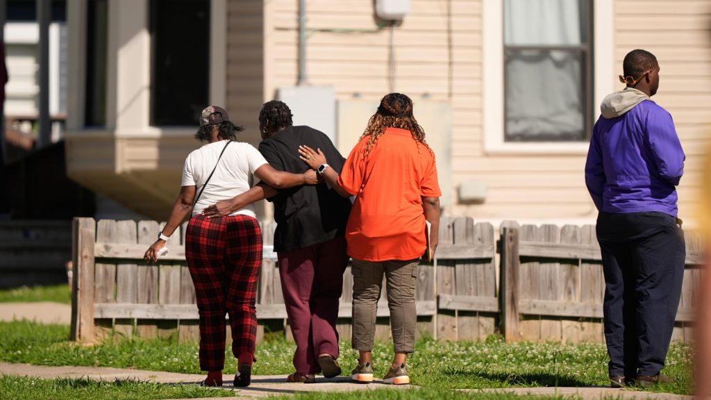 Shreveport, Louisiana shooting today: Father kills 7 of his children plus another child in mass shooting at house, police say