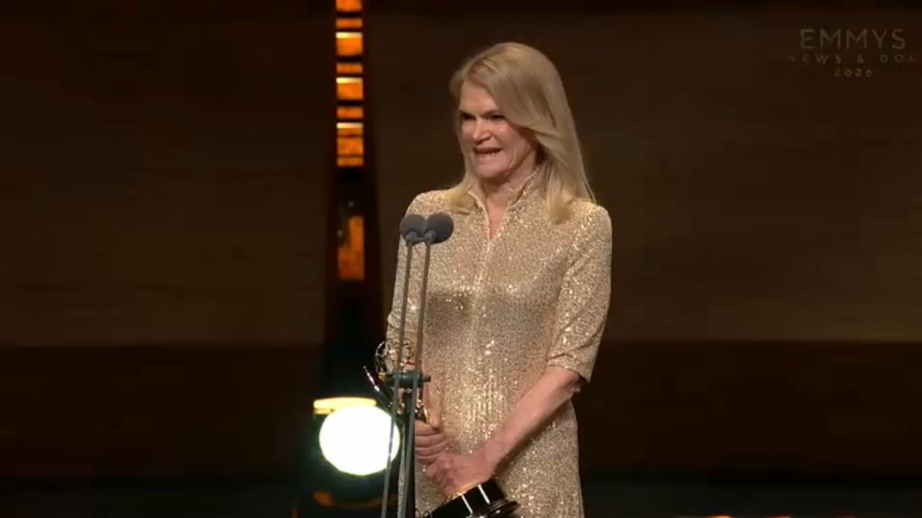 ABC News' Martha Raddatz presented with lifetime achievement award at News and Documentary Emmy Awards