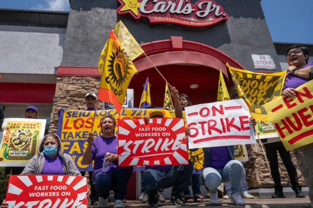 Carl’s Jr. crushed by California’s economic climate, violence-stricken workers