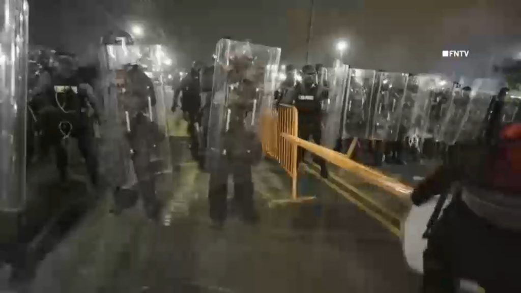 Delaney Hall protests: Protesters clash with ICE agents outside migrant detention facility in Newark, NJ