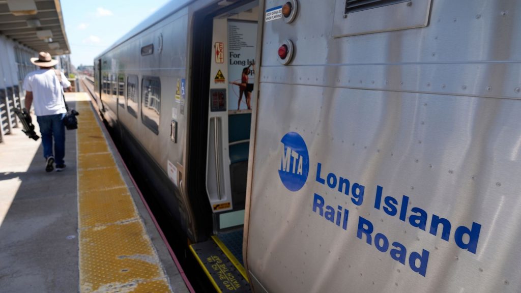 LIRR strike update 2026: MTA shuttle buses, contingency plans to get around if Long Island Railroad service stops