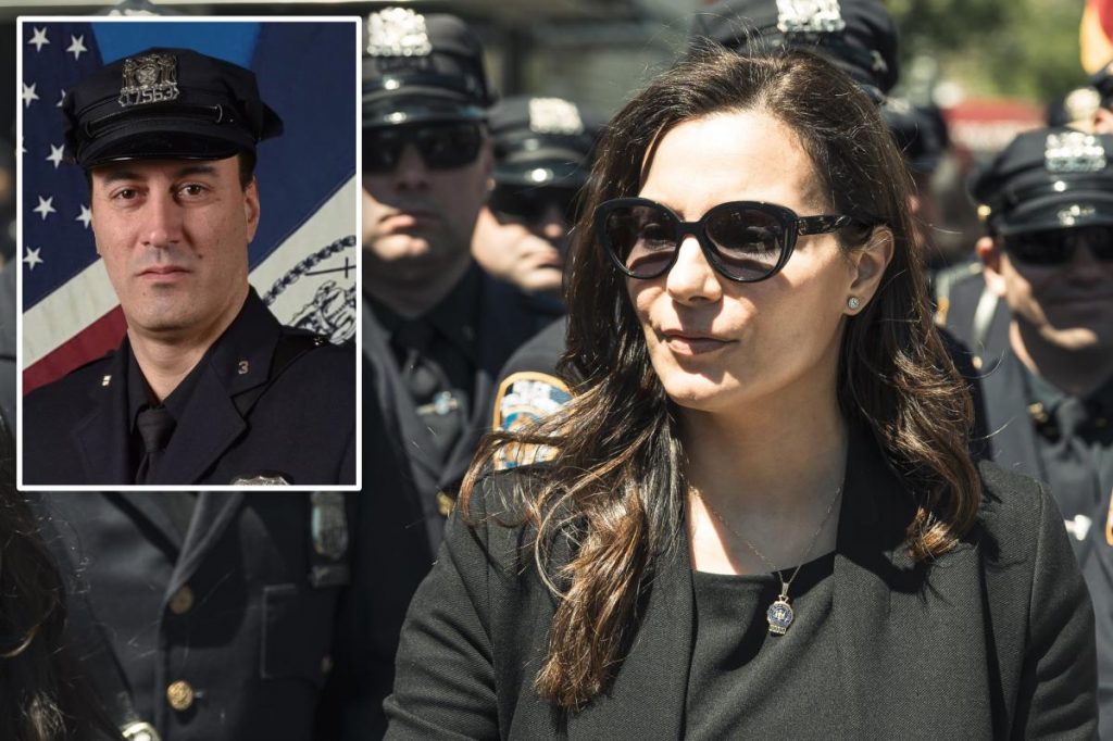 NYPD widow holds blood drive to keep hubby’s legacy alive NYPD widow holds blood drive to keep hubby's legacy alive
