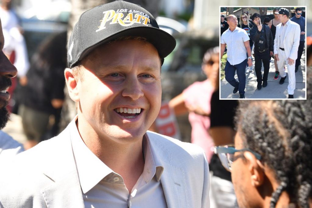Spencer Pratt fires up voters at packed BBQ ahead of Loa Angeles mayor primary