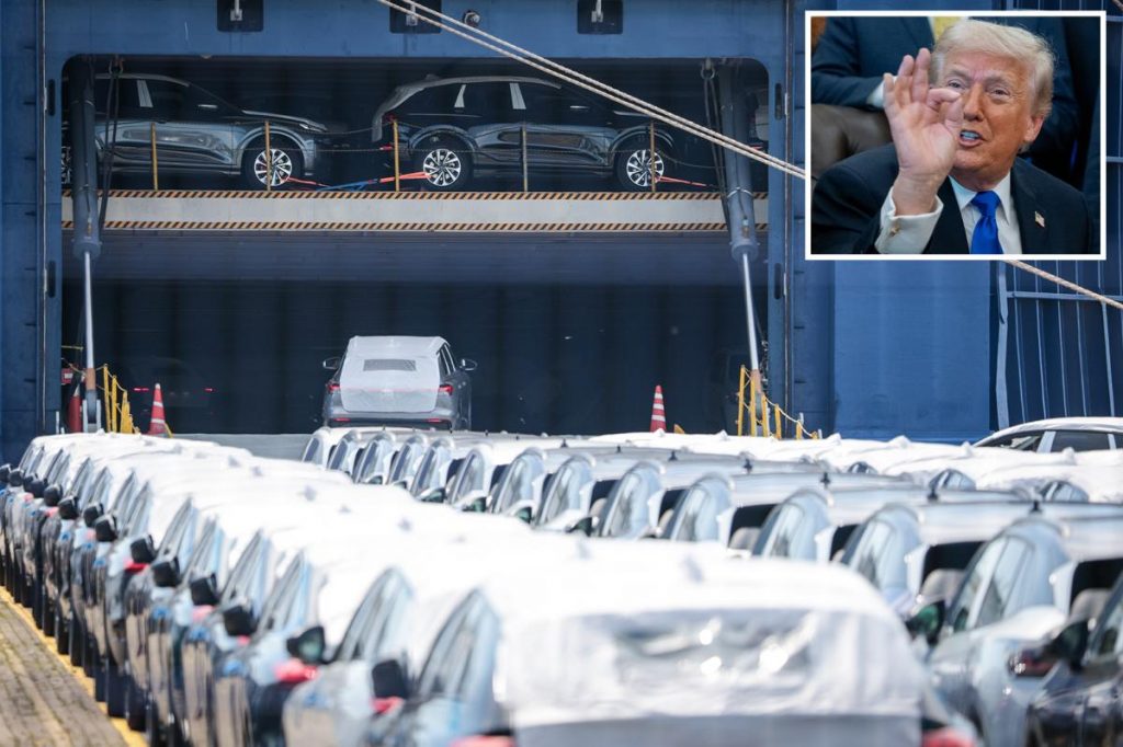 Trump announces tariffs on European cars going to 25% next week, claims bloc 'not complying' with trade deal