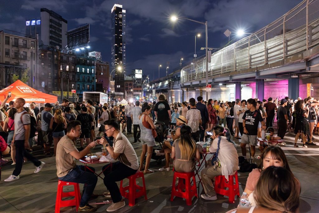 Chinatown Nights Returns to Forsyth Plaza This Summer Chinatown Nights Returns to Forsyth Plaza This Summer
