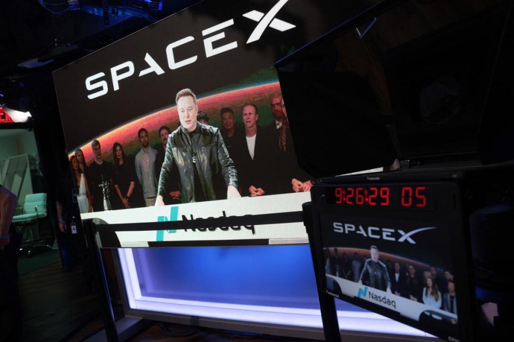 Don't be surprised if SpaceX's shares fizzle following the initial Wall Street hype