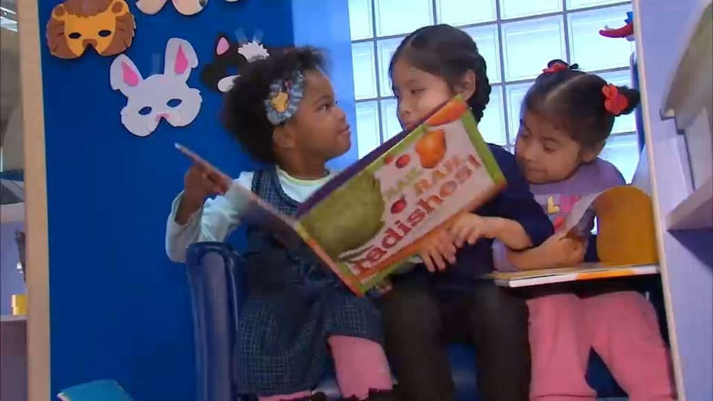 Governor Hochul, Mayor Mamdani launch applications for free 2-K childcare program in select New York City school districts